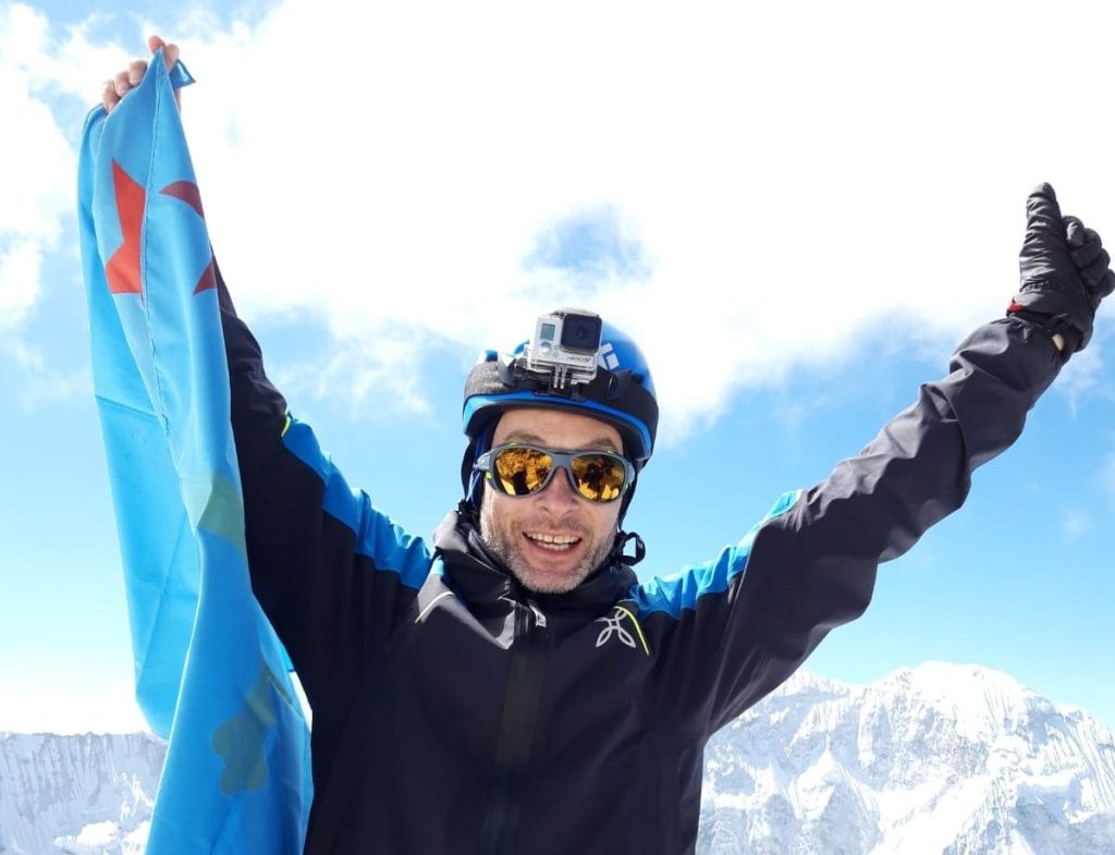Fernando González Rodríguez, na cima del Imja Tse.
