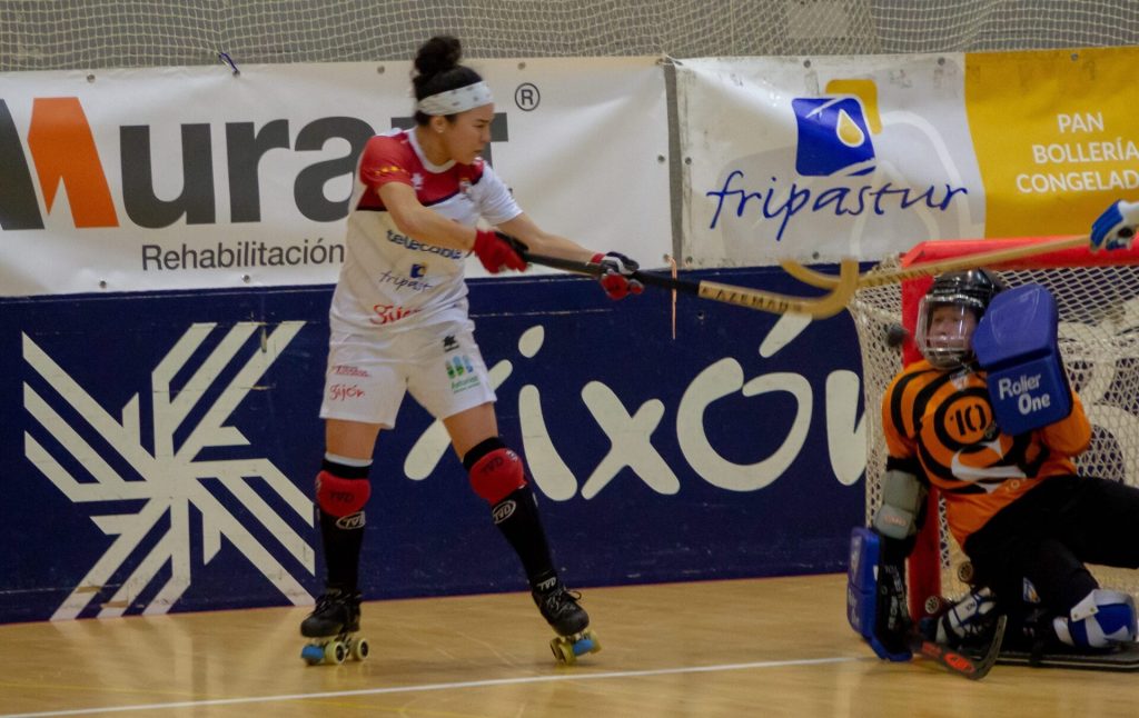 Natasha Lee renuva col Telecable H.C.