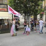 Xixón celebra un multitudinariu desilfe del arguyu LGTB+