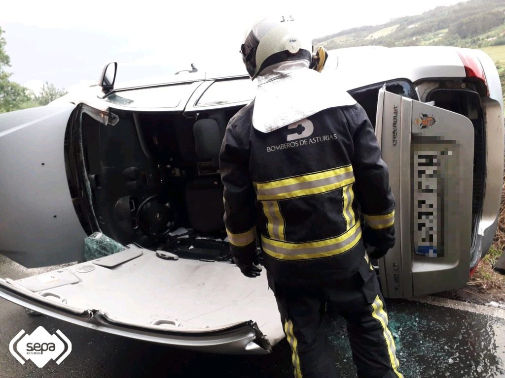 Firida una muyer nun accidente de tráficu en Venta les Ranes