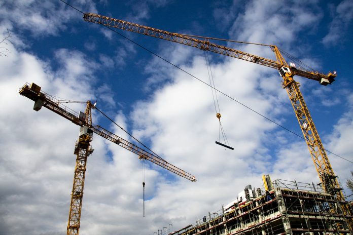 El sector de la construcción n'Asturies expermientó un importante crecimientu dende 2015. / Pixabay