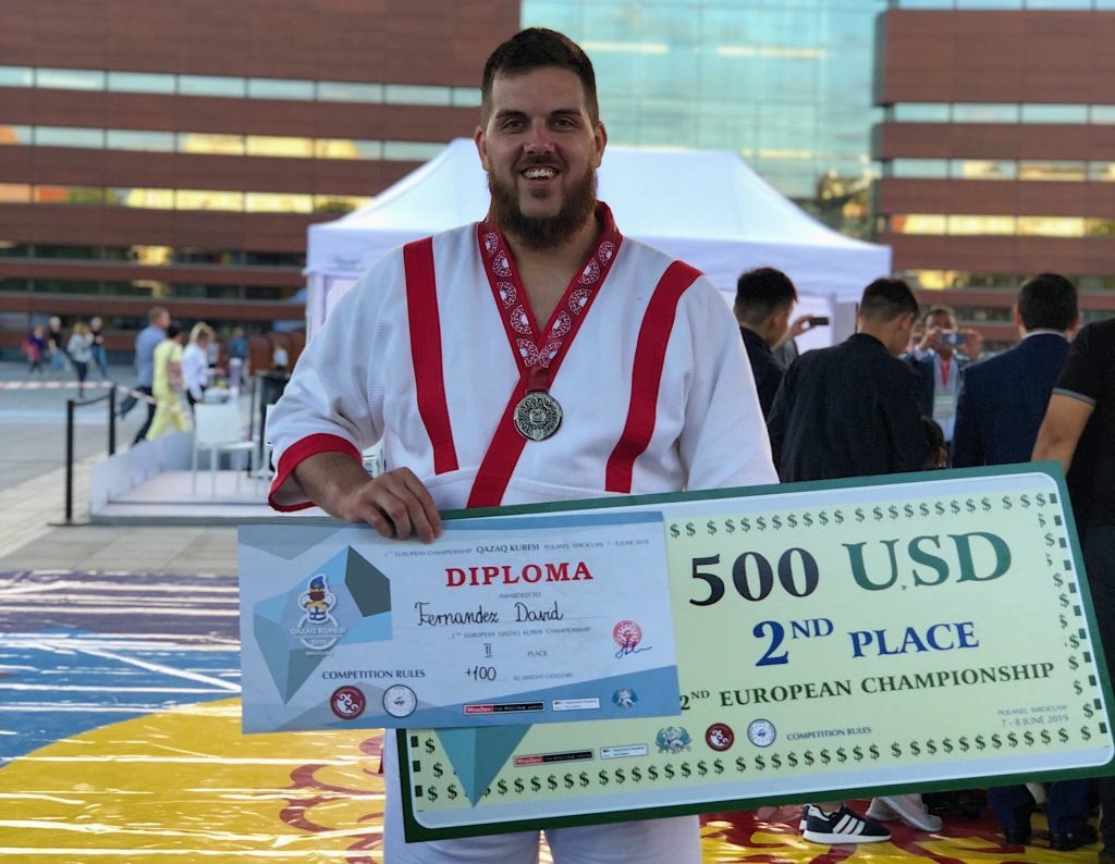 El llangreanu David Fernández proclamóse esti fin de selmana en Varsovia subcampeón d'Europa de Qazaq Kuresi