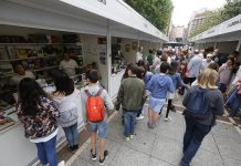 La feria del llibru de Xixón La Feria del Llibru de Xixón toma Begoña. / FeLiX