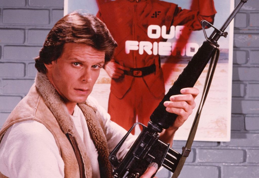 Marc Singer, el míticu Donovan de la serie V, va visitar la Comic Con de Metrópoli.