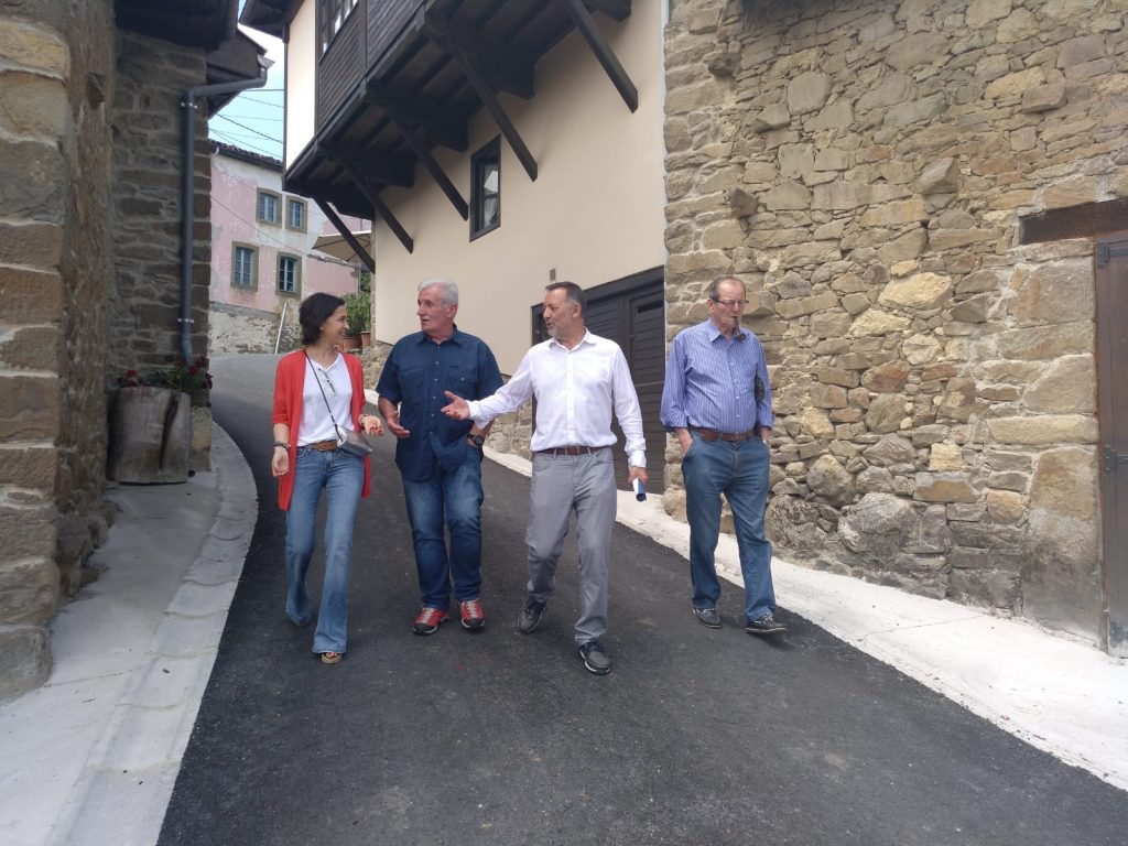 El Gobiernu d'Asturies remata la meyora de viales de Gobezanes