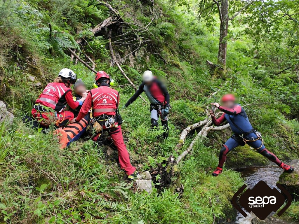 Rescate en Carangres (Ponga)