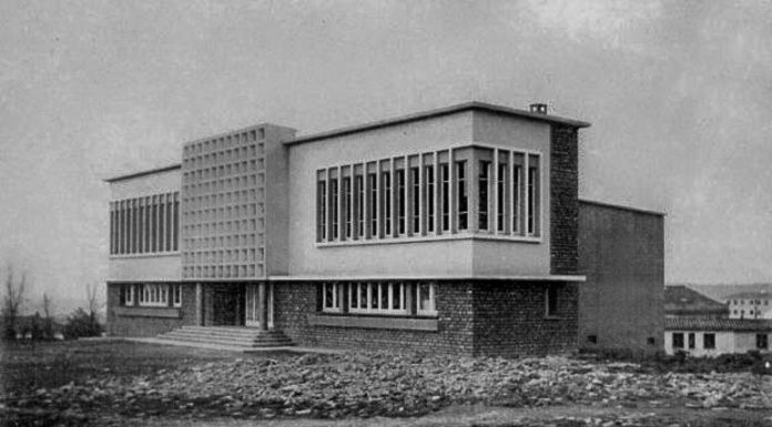 El PSOE denuncia l’abandonu del proyectu del Hogar de Ciares