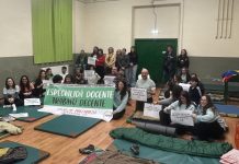 Iniciativa pol Asturianu amuesa’l so sofitu al enzarru d’ADAE na defensa de la especialidá docente