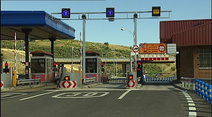 El gobiernu asturianu reitera a Tresportes la solicitú de suspensión del peaxe del Güerna