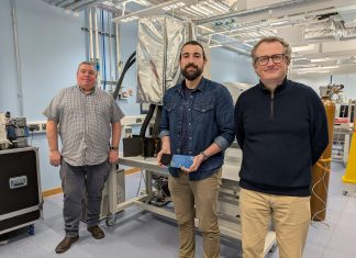 Inxenieros españoles y británicos prueben con ésitu un sistema mestu d’enerxía solar y fontes nucleares p’alimentar misiones espaciales