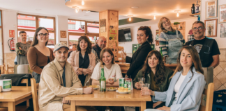 La DOP Sidra d’Asturies escueye a los sos primeros «Influencers de Chigre»