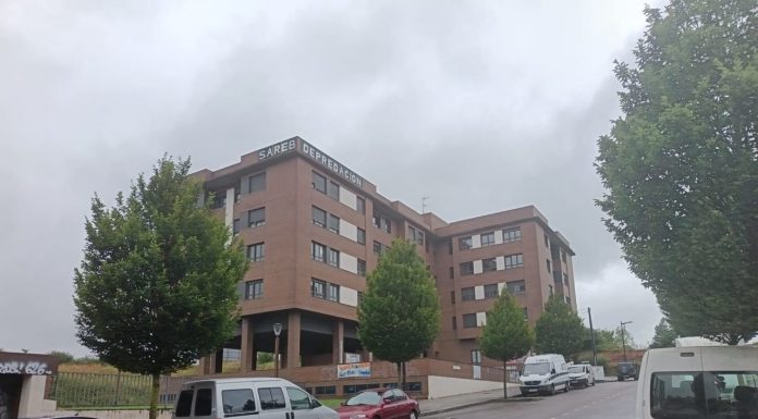 Zapico destaca la meyora decisiva llograda cola Sareb pa resolver esti mes el conflictu del edificiu de la cai Ríu Piloña de Xixón