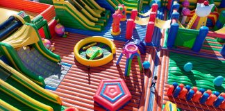 El parque hinchable más grande del mundu aporta a Xixón dende esti vienres