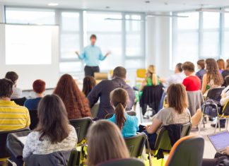 Educación publica la segunda convocatoria p’aspirantes a interinidá del nuevu cursu, con 903 places